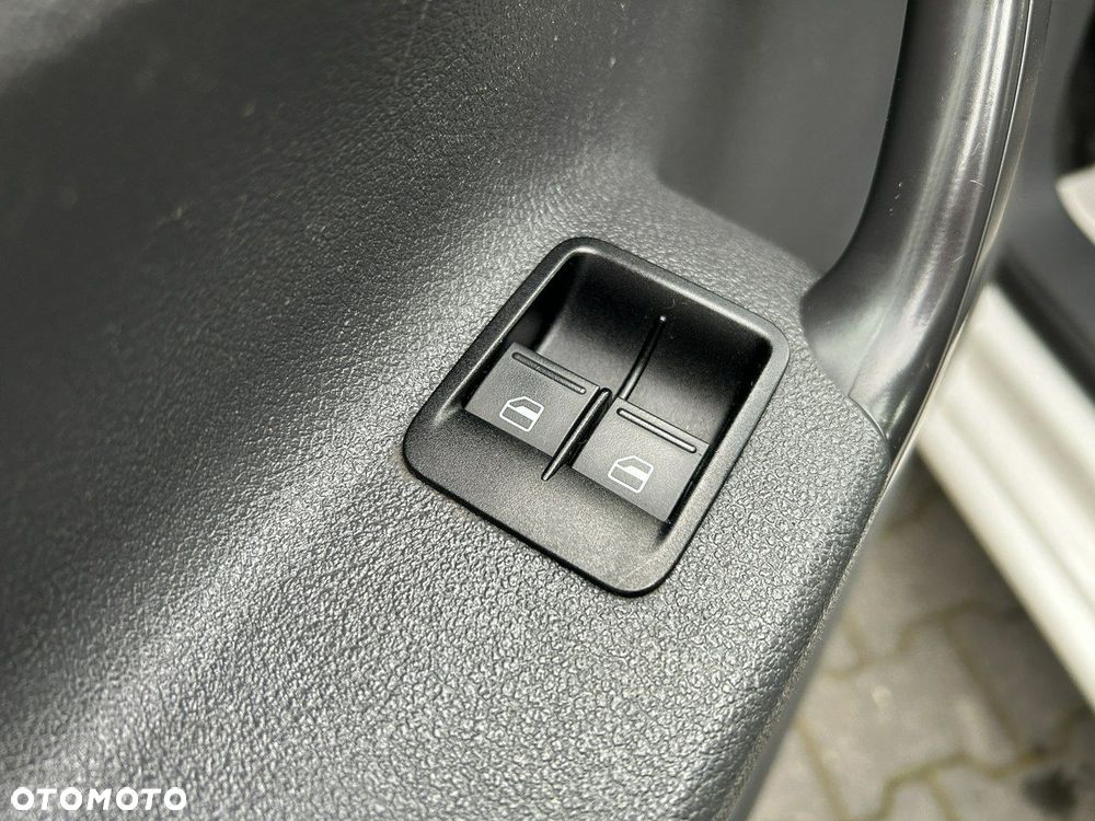 Volkswagen Caddy - 17