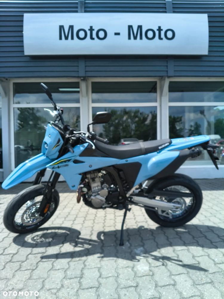 Suzuki DR-Z - 9