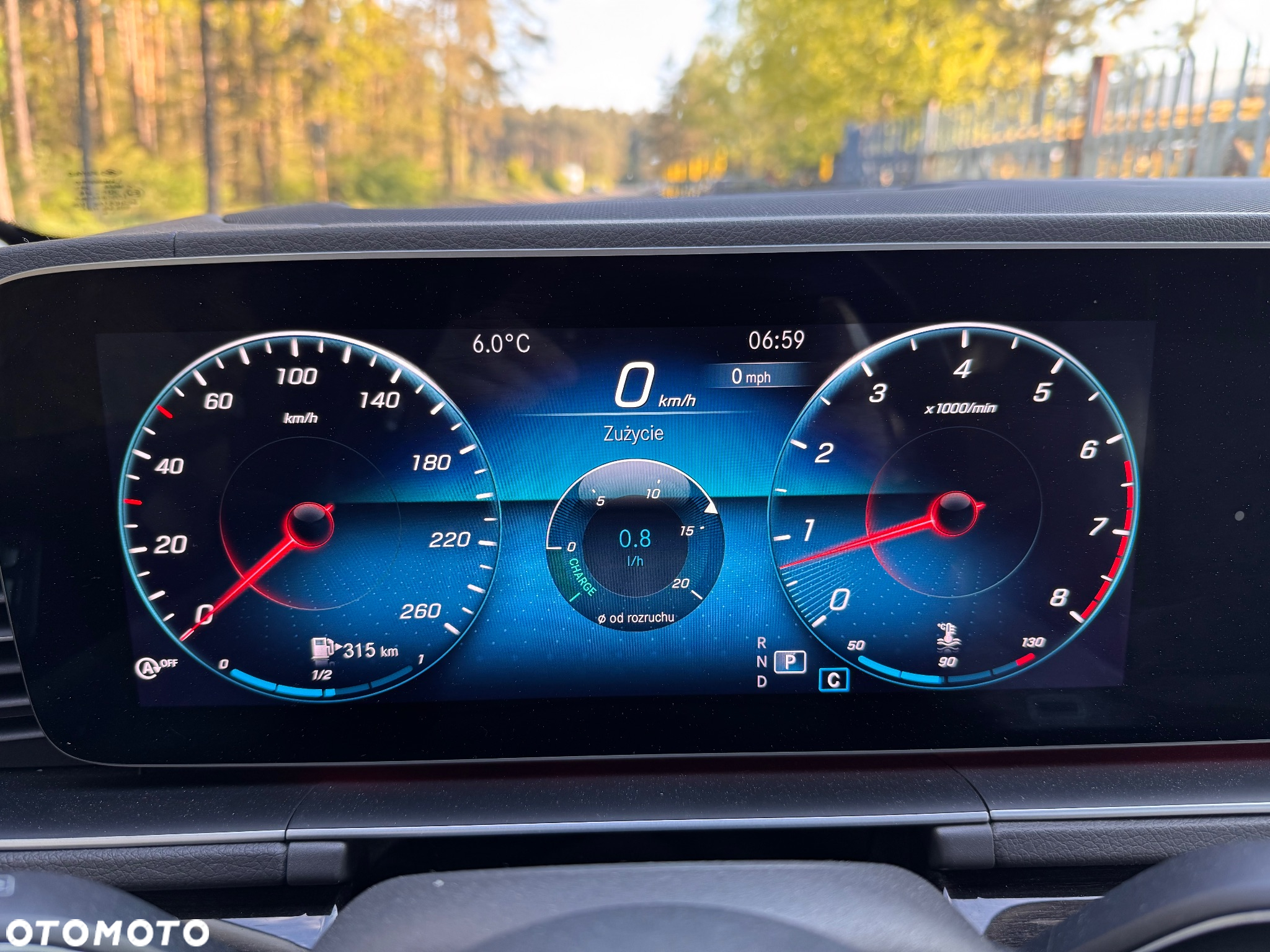 Mercedes-Benz GLE - 28