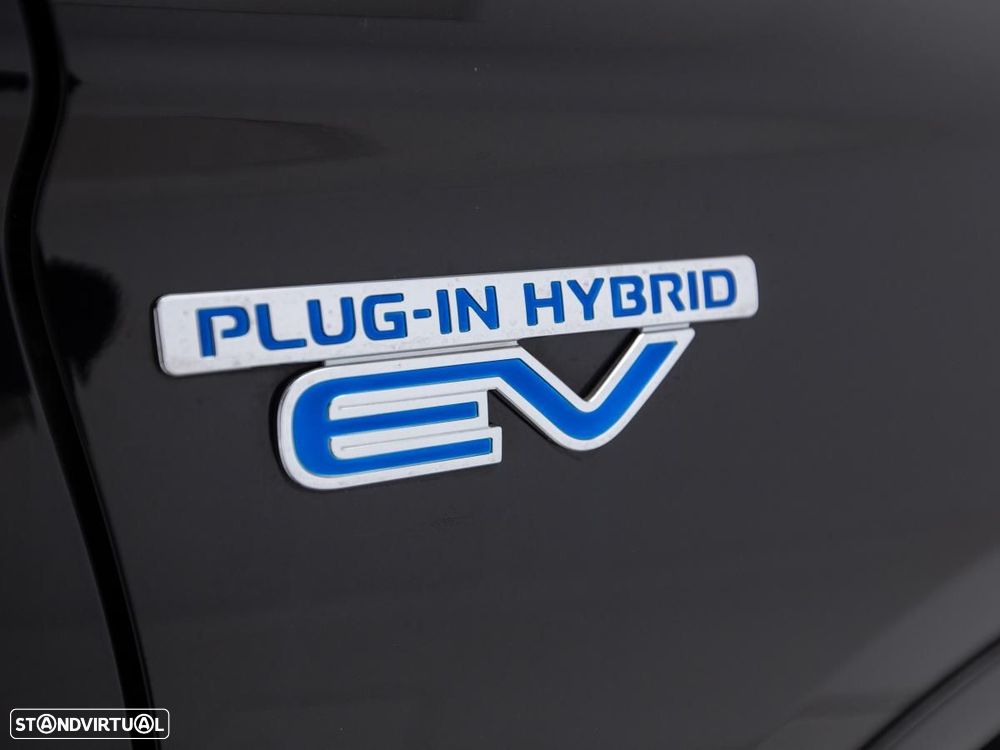 Mitsubishi Outlander - 14