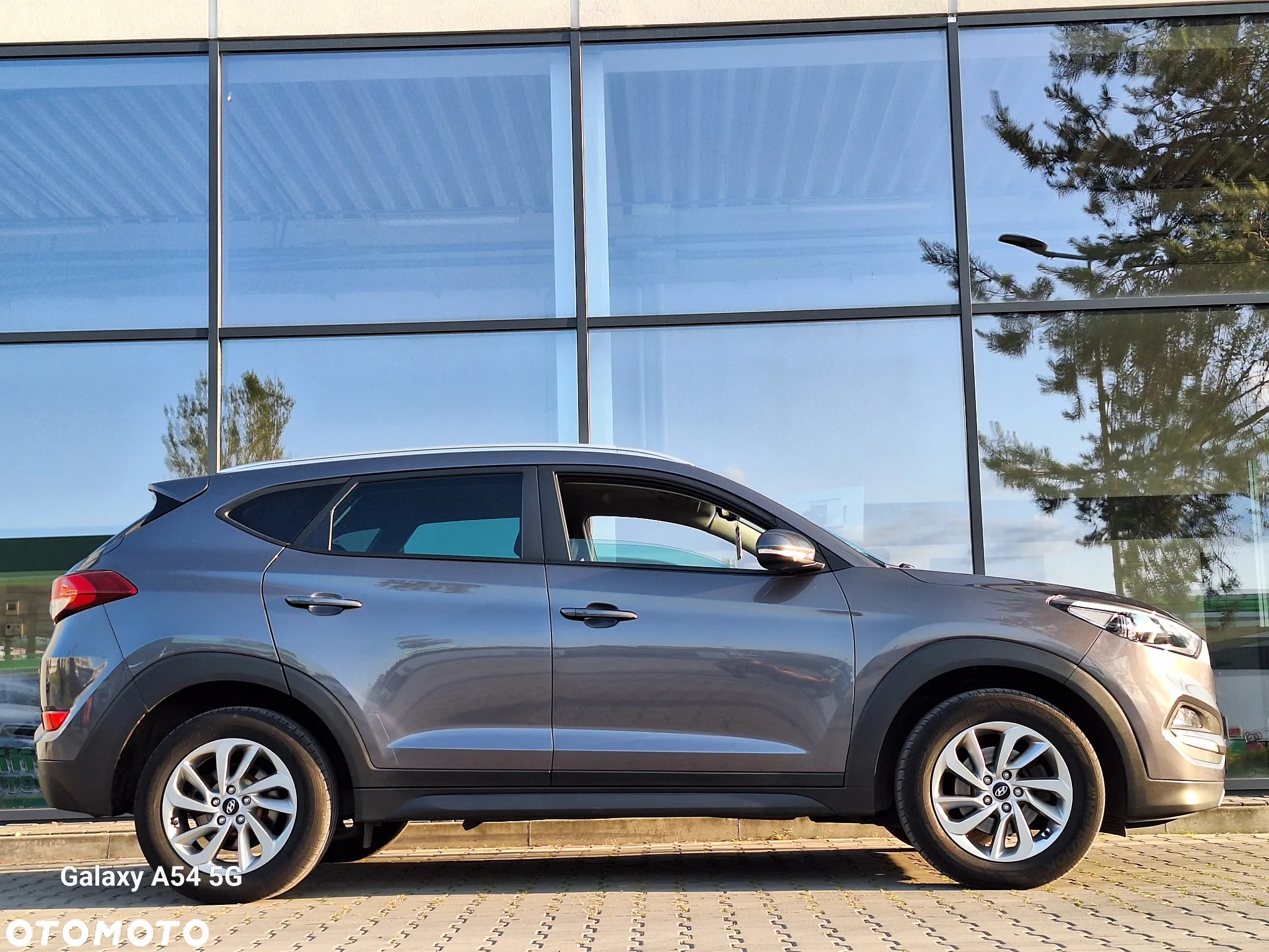 Hyundai Tucson blue 1.7 CRDi 2WD Intro Edition - 4