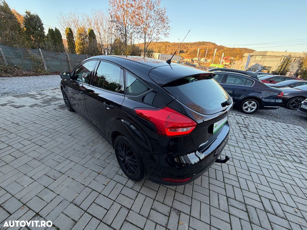 Ford Focus 1.6 TDCi DPF Start-Stopp-System Trend - 6
