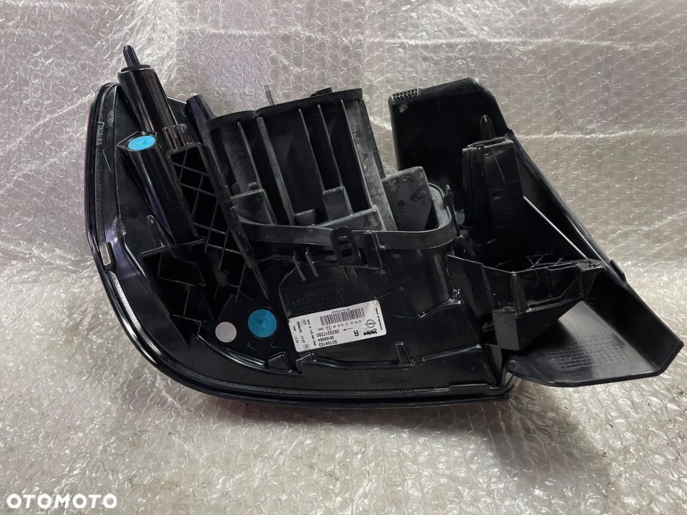 LAMPA TYŁ PRAWA OPEL CORSA F LED 90194153 39162664 9829317280 - 11