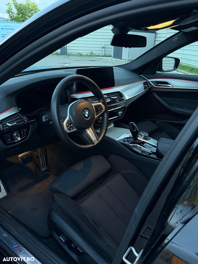 BMW Seria 5 530e Aut. M Sport Edition - 8