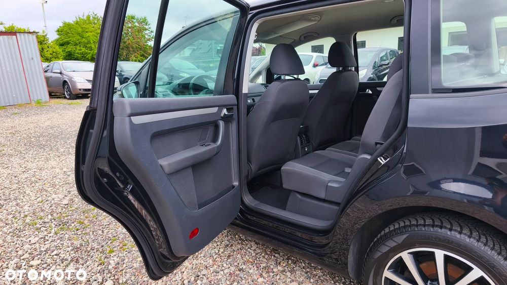 Volkswagen Touran 1.2 TSI Trendline - 28