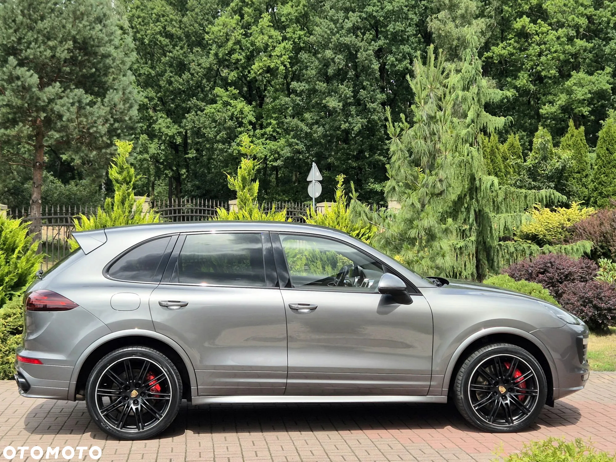 Porsche Cayenne Turbo - 7