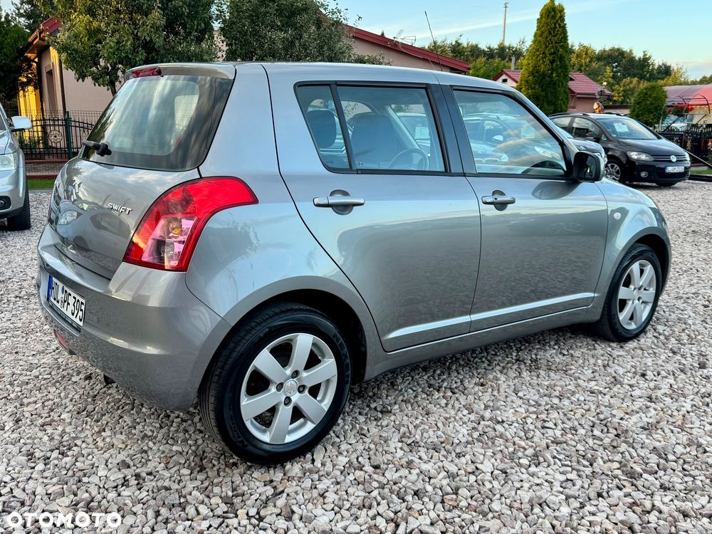 Suzuki Swift - 23