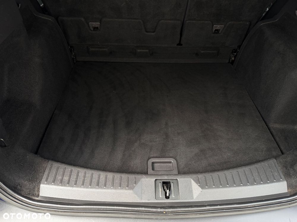 Ford Kuga 2.0 TDCi 4x4 Individual - 22
