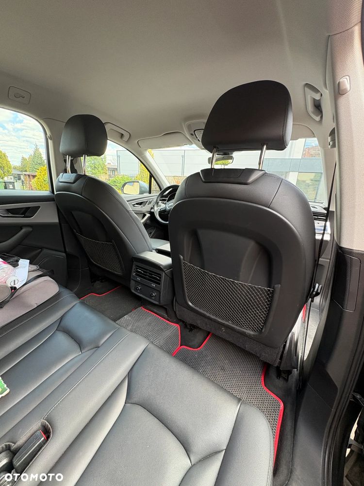 Audi Q7 - 7
