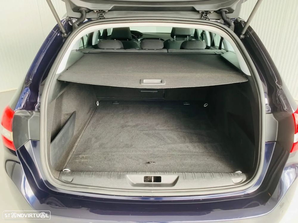 Peugeot 308 SW - 33