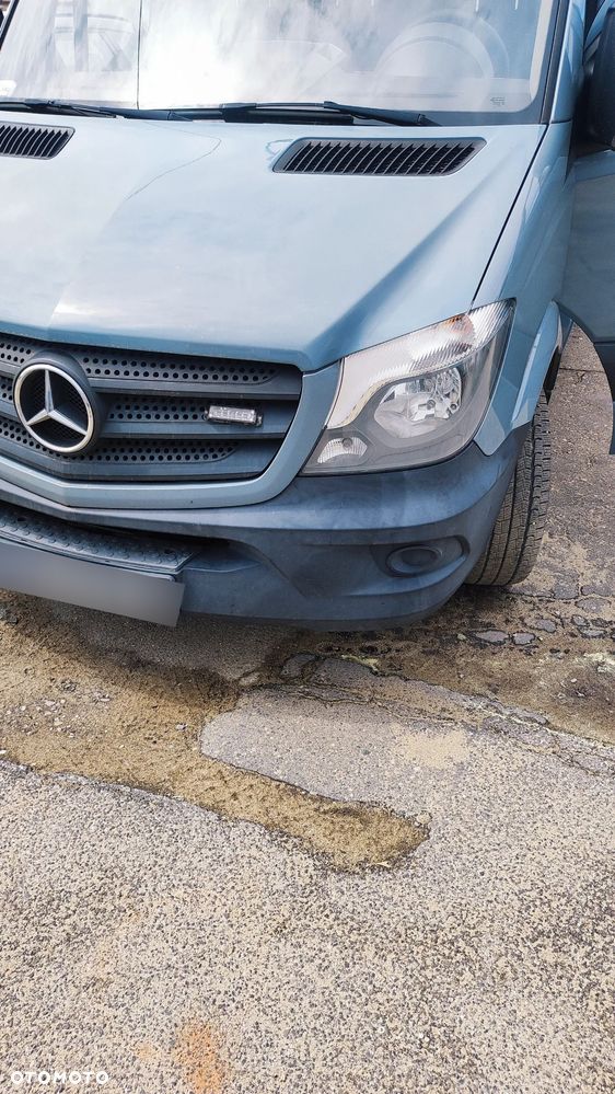 Mercedes-Benz Sprinter - 13