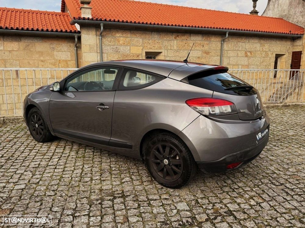 Renault Mégane Coupe 1.5 dCi Dynamique S - 17