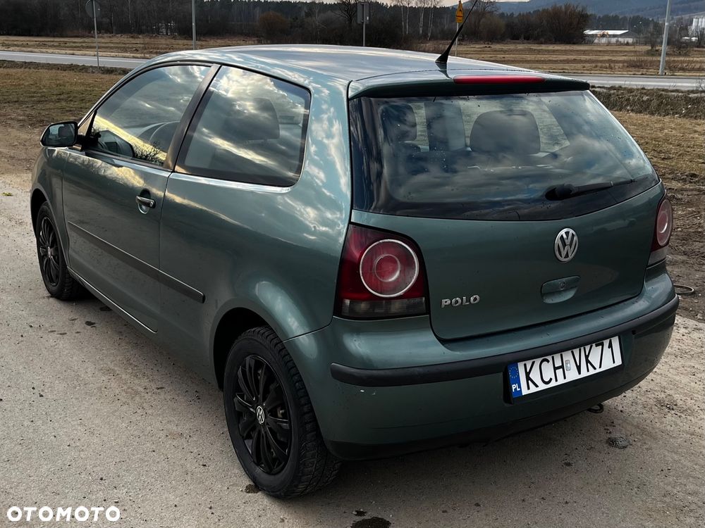 Volkswagen Polo - 2