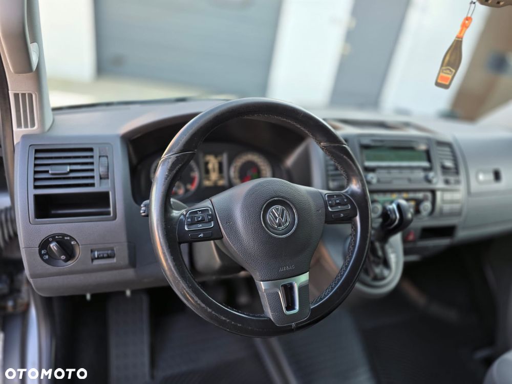 Volkswagen Transporter - 14