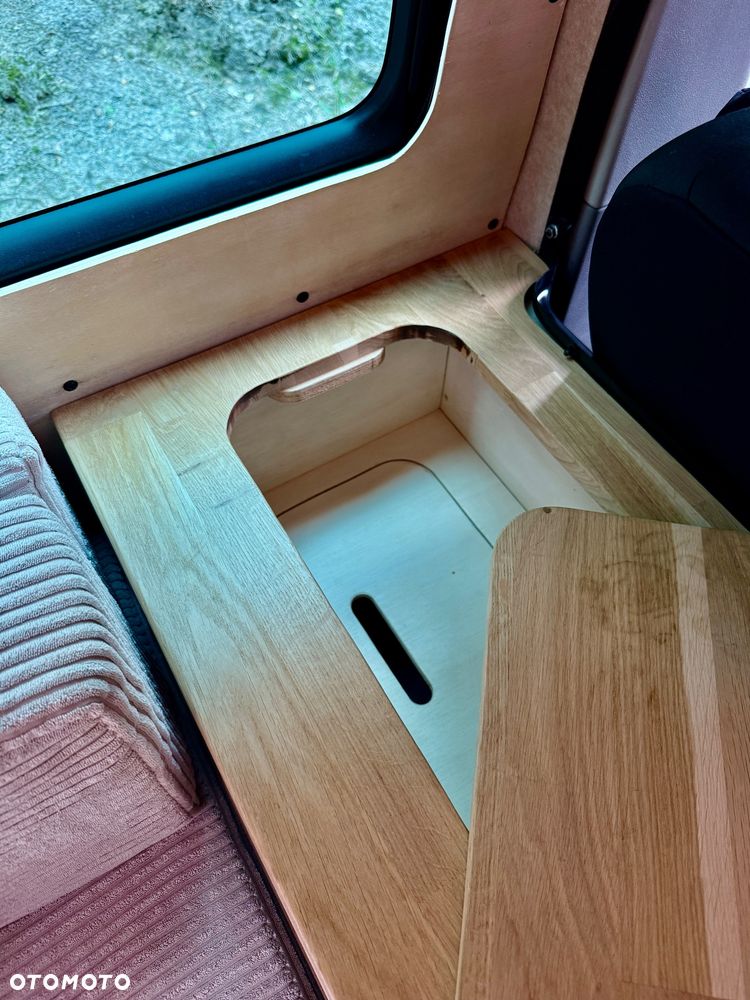 Volkswagen T5 - 29