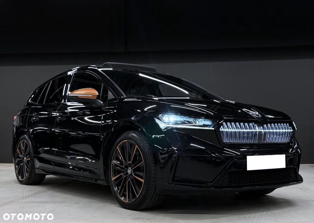 Skoda Enyaq 80x 82kWh Founders - 3