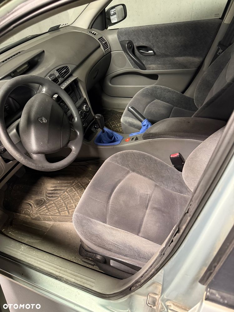Renault Laguna - 5