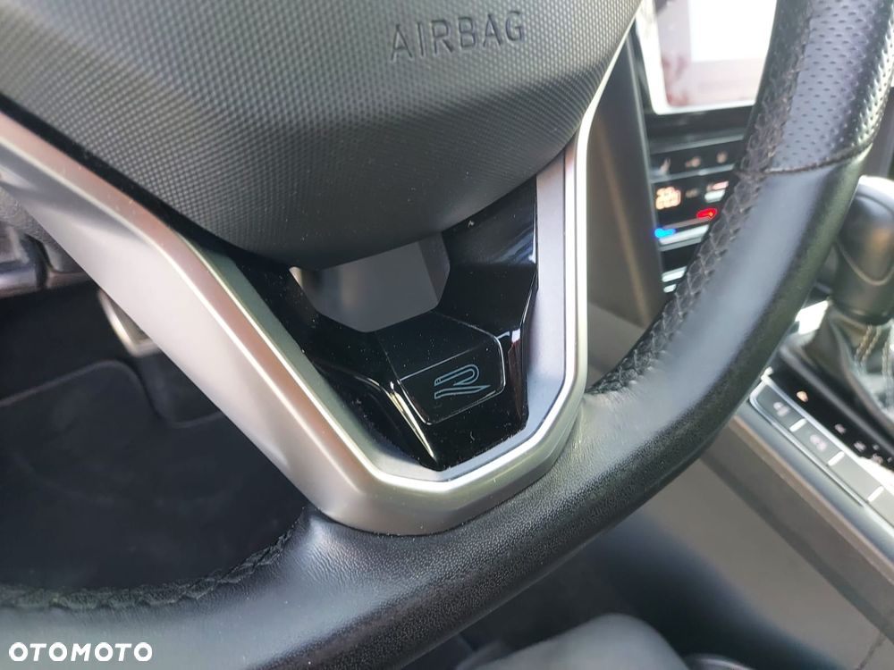 Volkswagen Arteon 2.0 TDI SCR DSG R-Line - 14