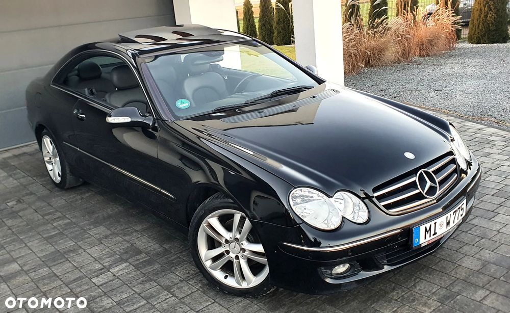 Mercedes-Benz CLK - 9