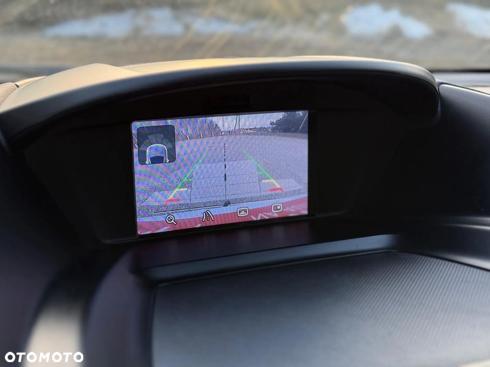 Ford Kuga 2.0 TDCi 4x4 Titanium - 22