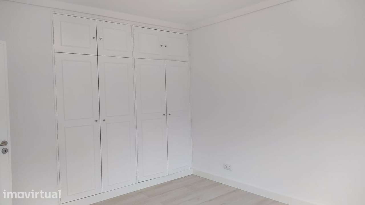 Apartamento T2  para Arrendar no Monte Estoril - Grande imagem: 4/22