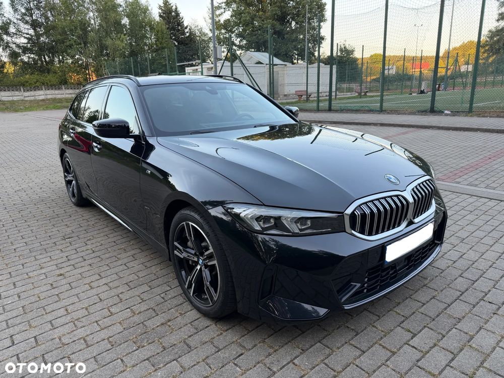 BMW Seria 3 330i xDrive M Sport - 2