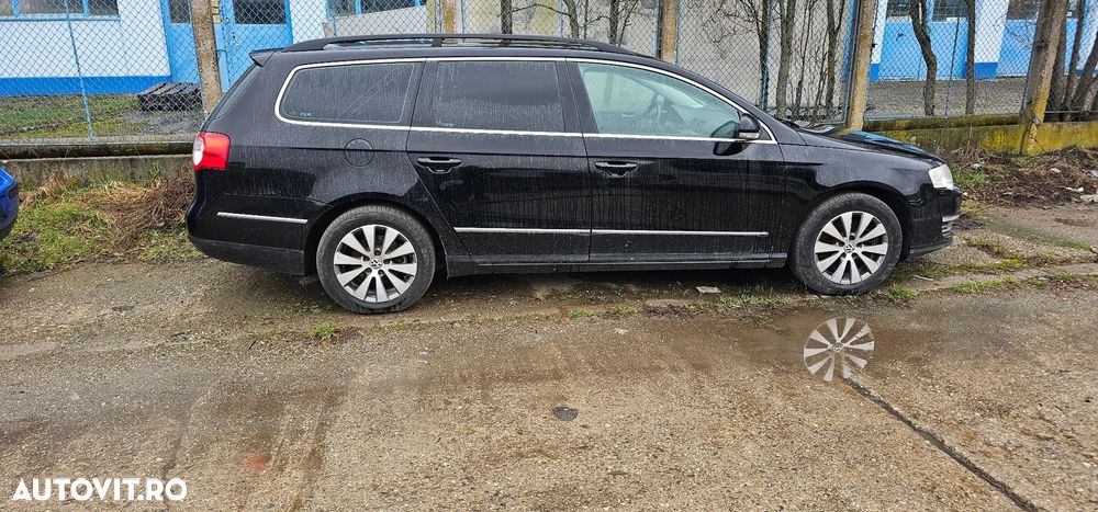 Volkswagen Passat 1.6 TDI DPF BlueMotion - 12