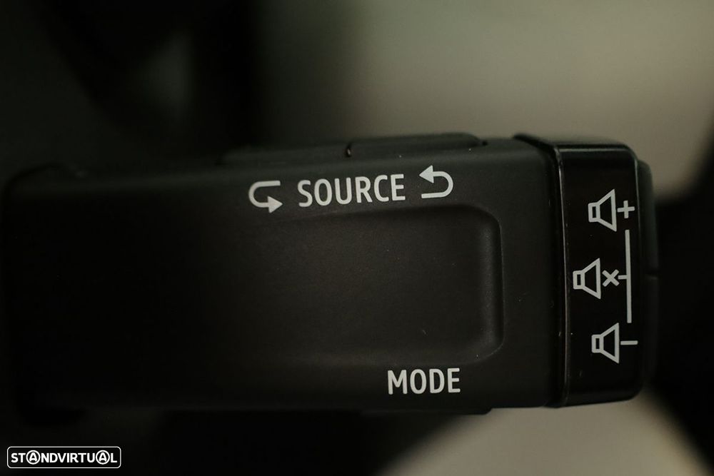 Renault Clio 1.0 TCe Techno - 19