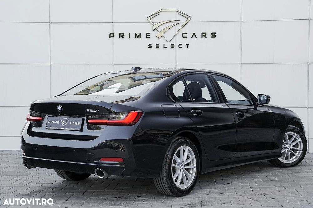 BMW Seria 3 320i Aut. Sport Line - 9