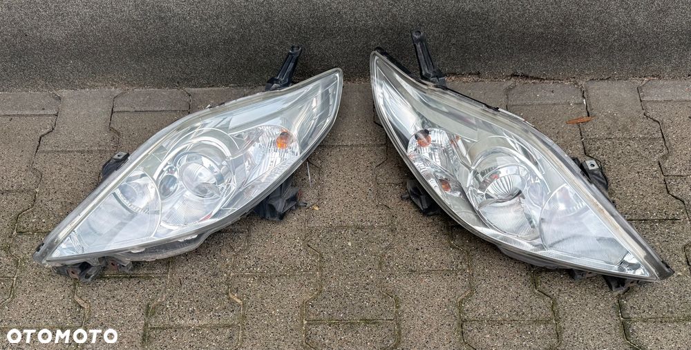 Mazda 5 CR 2005/2007r Lampa reflektor przedni zwykły Europejski lewy lub prawy spryskiwacz lewy lampy xenon kompletny halogeny zbiornik spryskiwaczy xenon zwykły lampa osłoną pod silnik zbiornik grill maska chłodnice belka lusterka i dużo innych części - 1