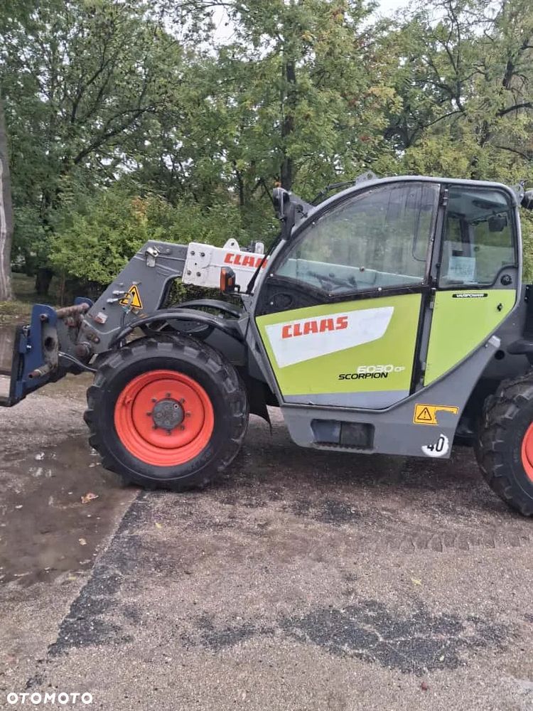 Claas Scorpion 6030 - 9