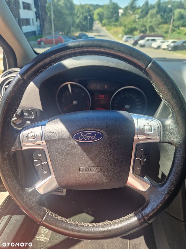 Ford Mondeo 2.0 TDCi Champions Edition - 16