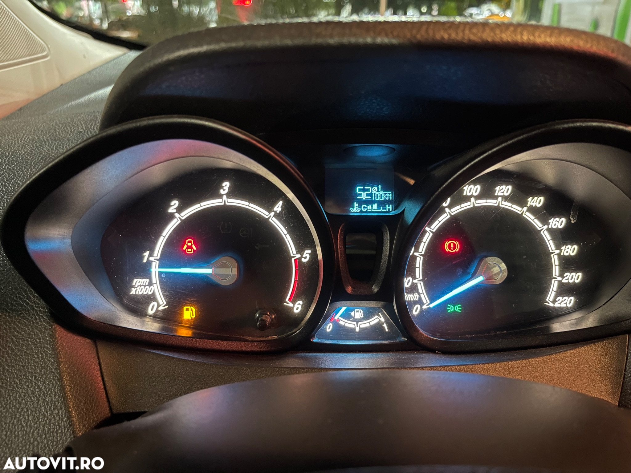 Ford Tourneo Courier 1.5 TDCi Trend - 15