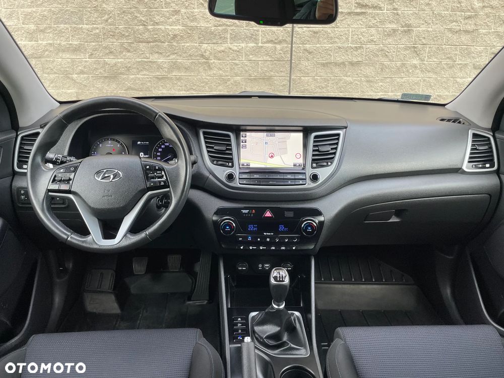 Hyundai Tucson blue 1.7 CRDi 2WD Passion Plus - 14