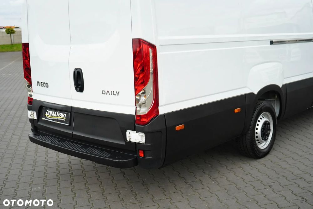 Iveco DAILY / 35S14 / 2,3 MultiJet / MAXI / 136 KM / MAŁY PRZEBIEG - 28
