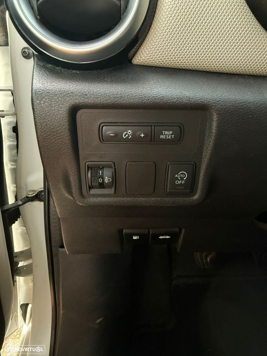 Nissan Micra 1.5 dCi N-Connecta - 21
