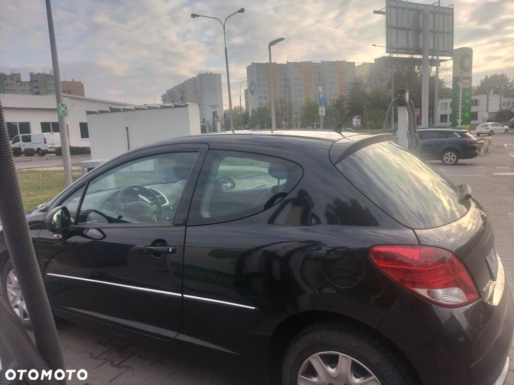 Peugeot 207 1.4 Trendy - 4