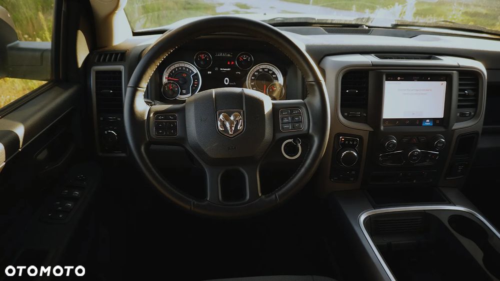 Dodge RAM 1500 5.7 4x4 - 18