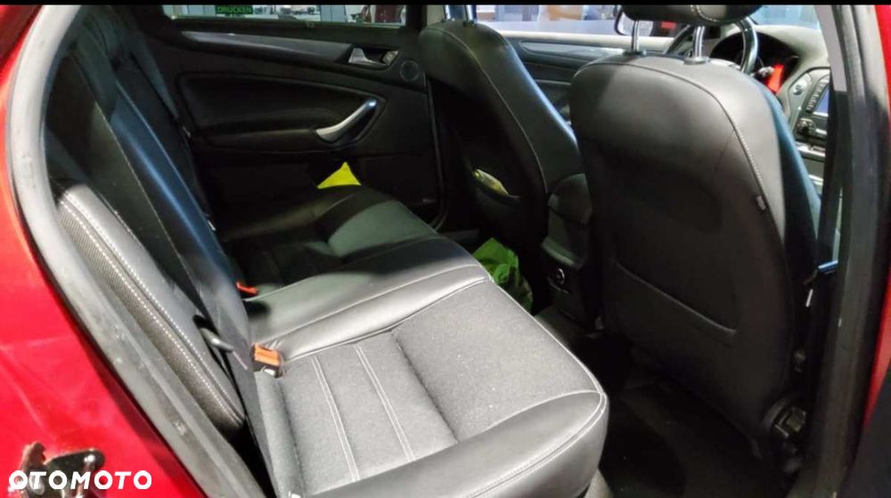 Ford Mondeo Turnier 2.0 TDCi Champions Edition - 13