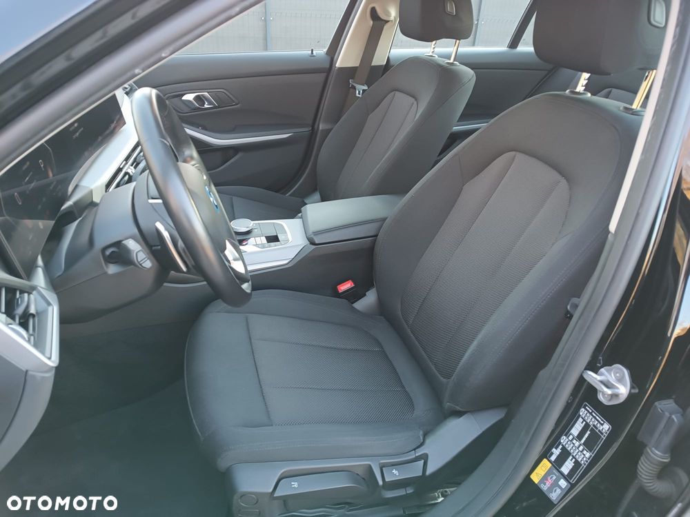 BMW Seria 3 320e Advantage - 17