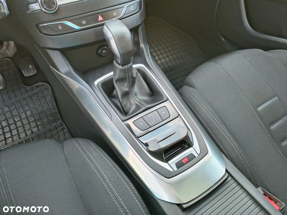 Peugeot 308 BlueHDi 150 Automatik Stop & Start Allure - 21