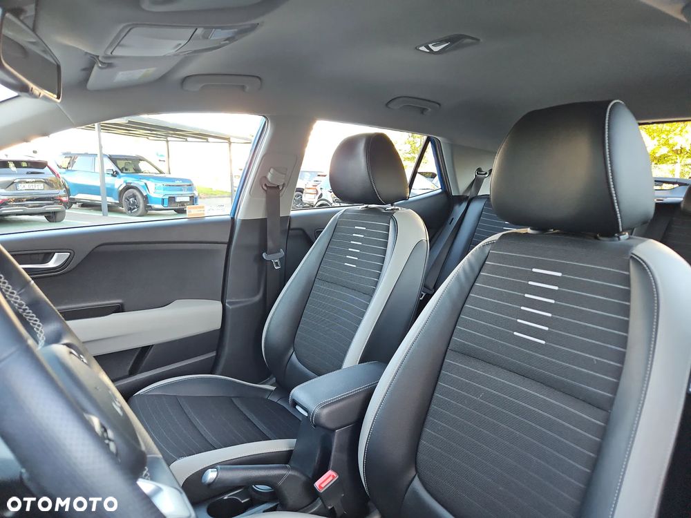 Kia Stonic 1.0 T-GDI L - 11