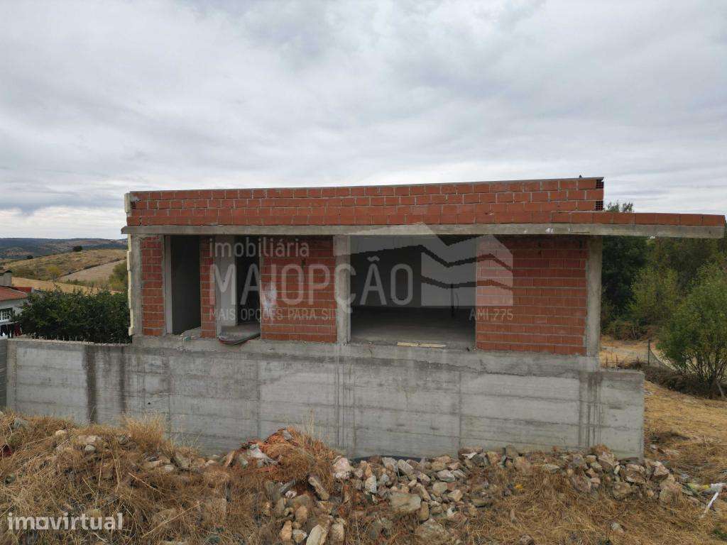 Moradia V3 inacabada - até 100% Financiamento - Grande imagem: 4/8