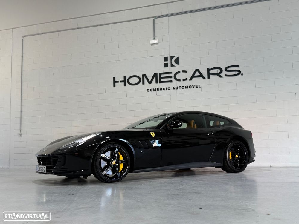 Ferrari GTC4 Lusso - 13