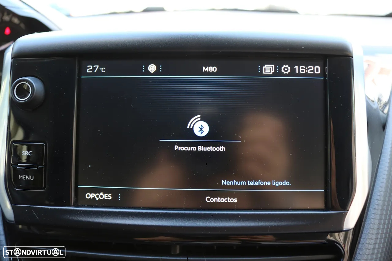 Peugeot 2008 PureTech 130 Active Pack - 42