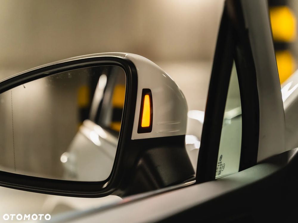 Volkswagen Tiguan - 23