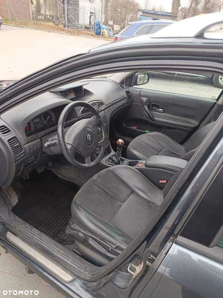 Renault Laguna dCi 150 FAP Start-Stop Dynamique - 10