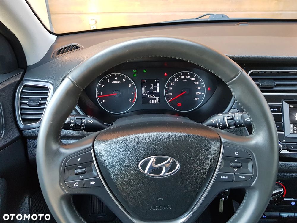 Hyundai i20 blue 1.2 Advantage - 29