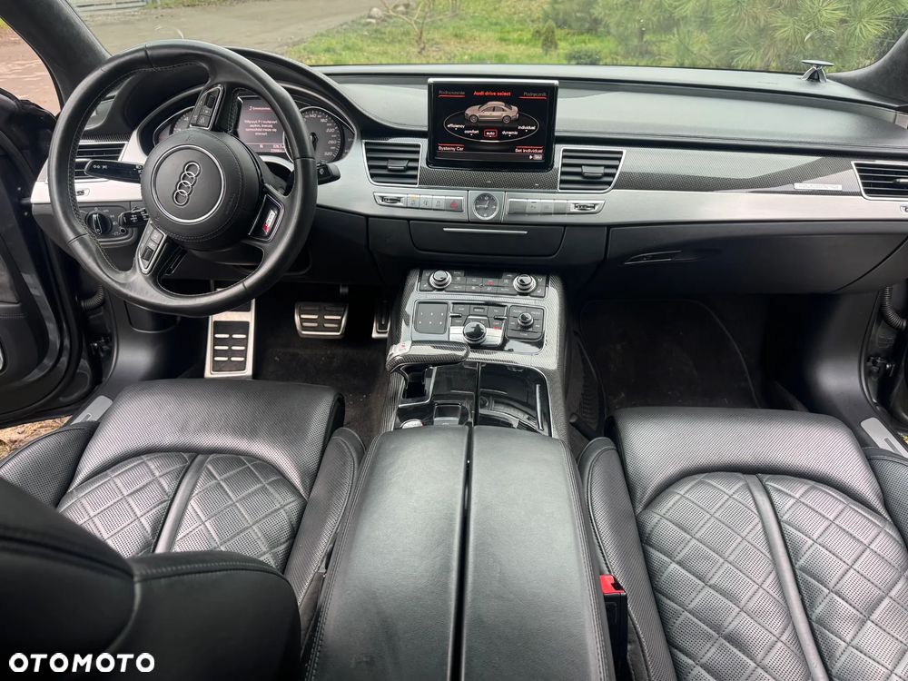 Audi S8 - 5