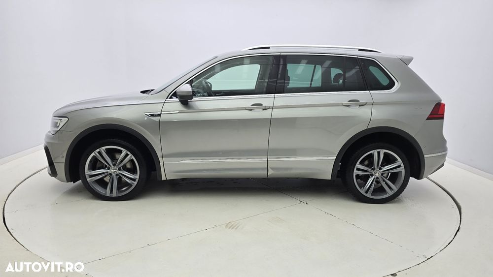 Volkswagen Tiguan - 9